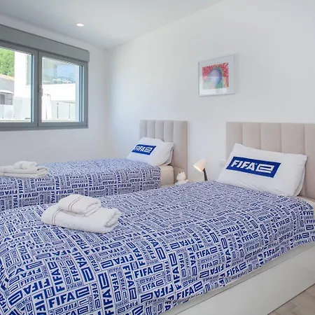 Elegance And Views In The Heart Of Pueblo Mijas