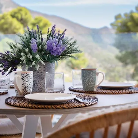 Elegance And Views In The Heart Of Pueblo Mijas